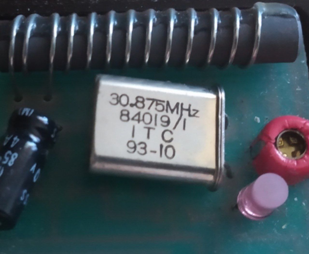 crystal oscillator